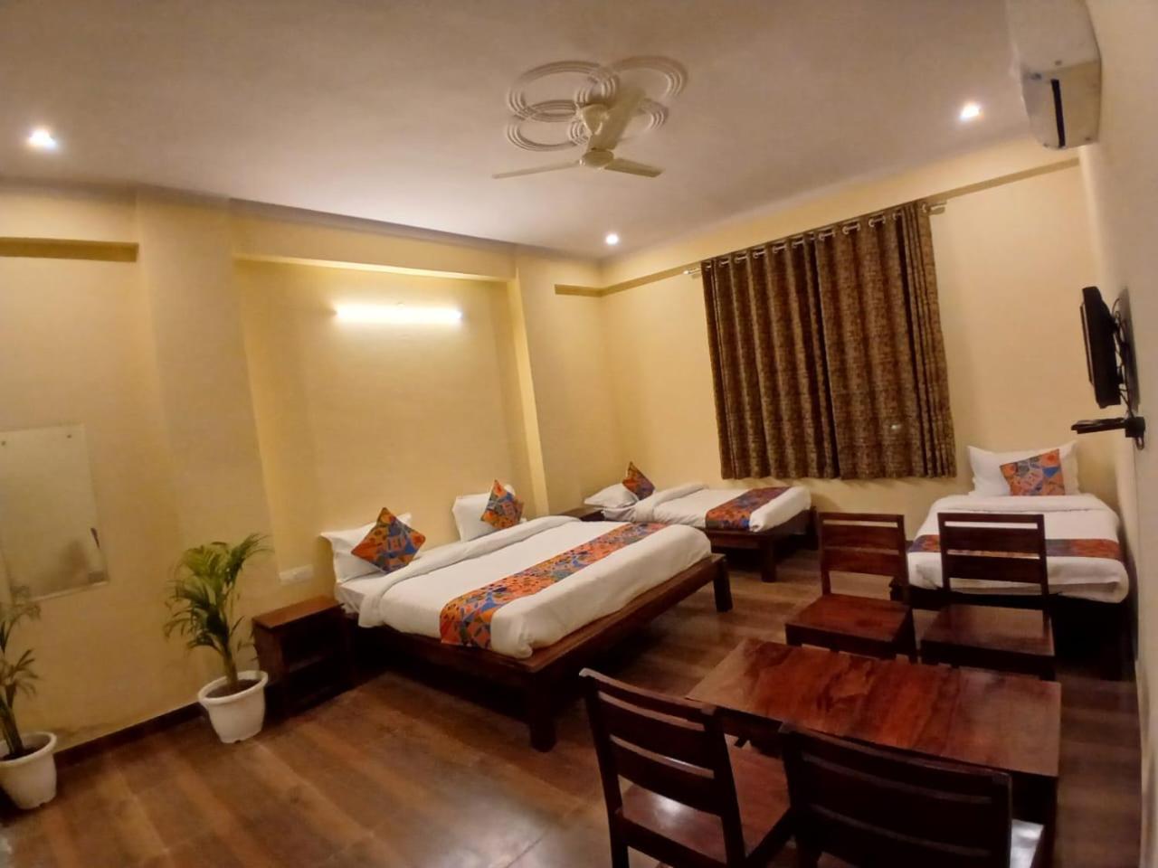Hotel G M I, Sikar Road 자이푸르 외부 사진